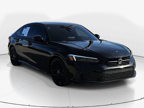 Used 2024 Honda Civic Sport image 2