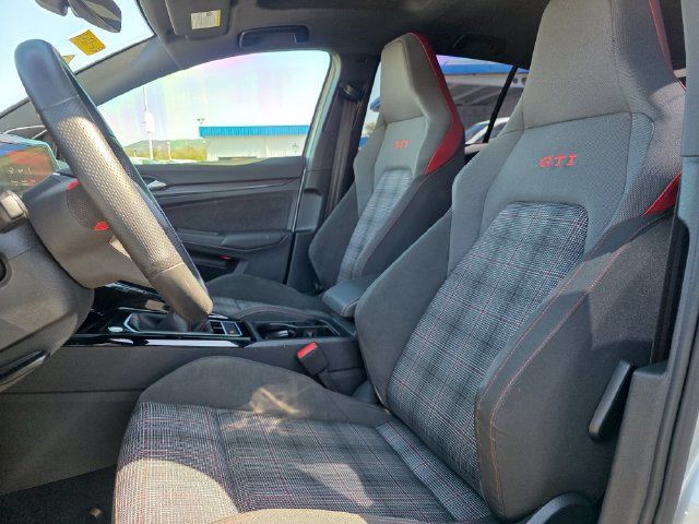 Used 2024 Volkswagen GTI SE FWD image 28