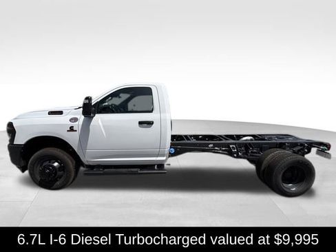 New 2026 RAM 3500 Tradesman AWD/4WD image 3