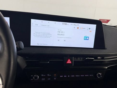 Used 2023 Kia EV6 Wind w/ Wind Technology Package AWD/4WD image 19