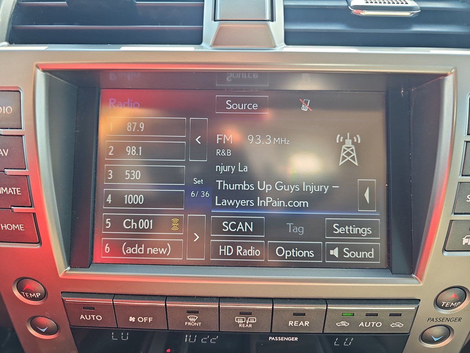 Used 2015 Lexus GX 460 w/ Premium Package AWD/4WD image 18