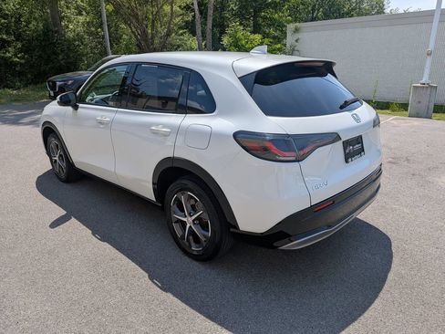Certified 2024 Honda HR-V EX-L image 5