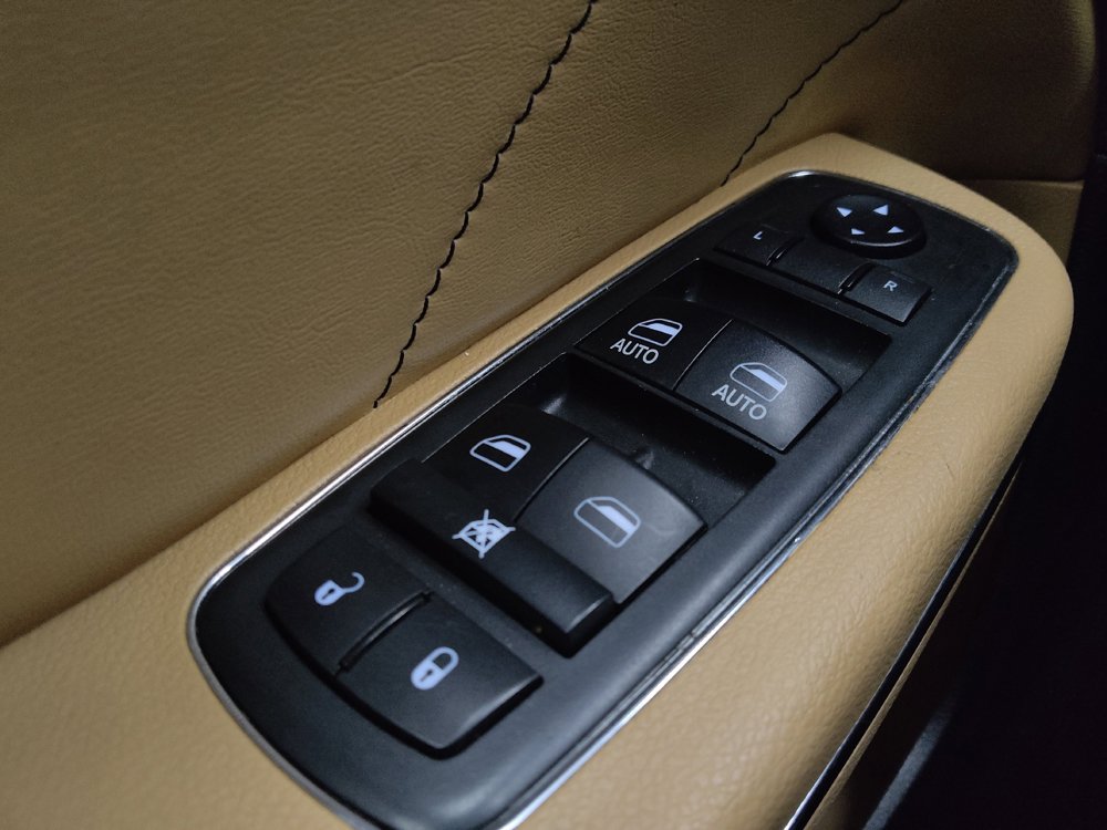 Used 2014 Dodge Charger R/T RWD image 27