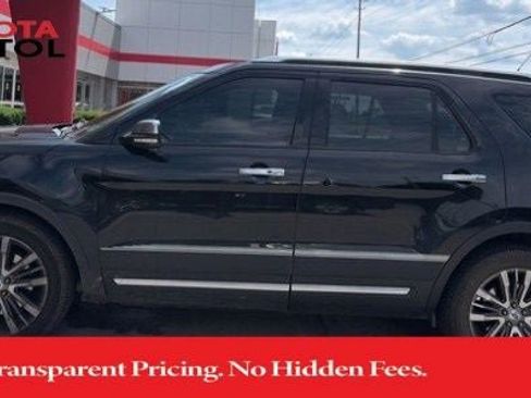 Used 2018 Ford Explorer Platinum AWD/4WD image 14