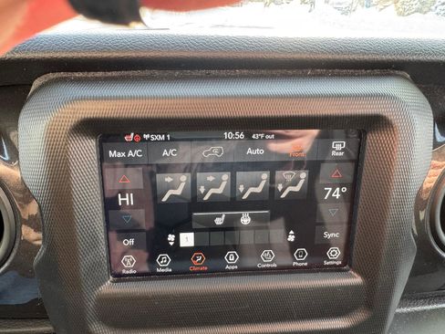 Used 2022 Jeep Wrangler Unlimited Sport image 30