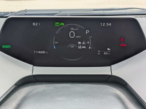 Used 2024 Toyota Prius Prime FWD image 34