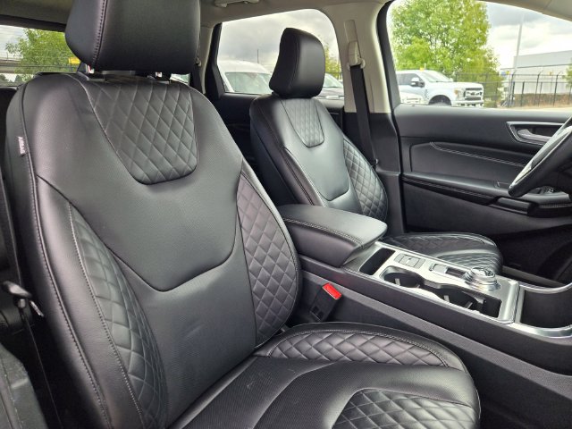 Certified 2024 Ford Edge Titanium w/ Equipment Group 301A AWD/4WD image 12