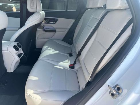 New 2026 Mercedes-Benz GLC 300 image 7