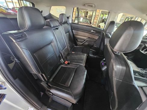 Used 2022 Volkswagen Atlas SE FWD image 19