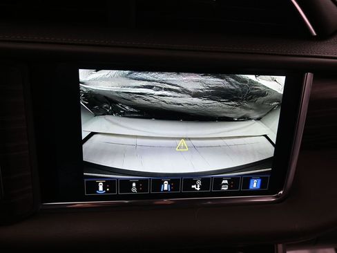 Used 2022 GMC Yukon XL Denali w/ Denali Ultimate Package image 26