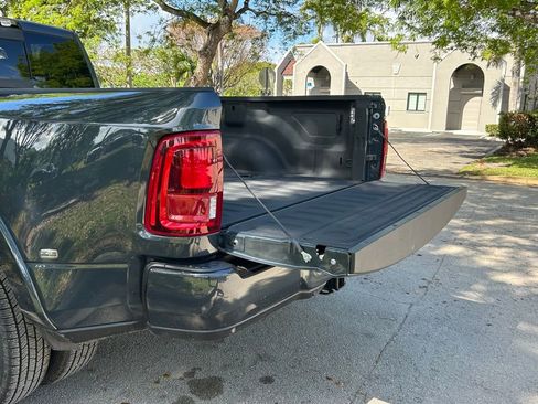 New 2026 RAM 3500 Limited AWD/4WD image 42