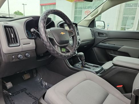 Used 2019 Chevrolet Colorado W/T w/ WT Convenience Package AWD/4WD image 19
