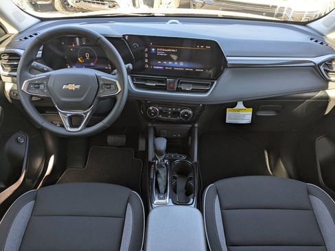 New 2026 Chevrolet TrailBlazer LT w/ Convenience Package FWD image 12