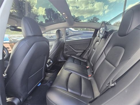 Used 2023 Tesla Model 3 Standard Range image 7