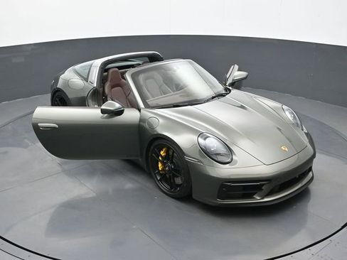 Certified 2022 Porsche 911 Targa 4 GTS image 29