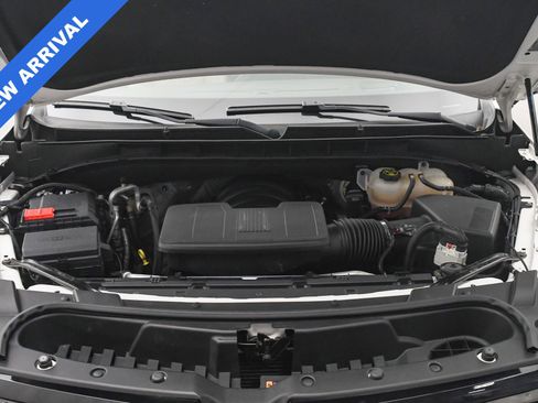 Used 2022 Cadillac Escalade ESV Premium Luxury image 32