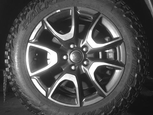 Used 2025 Jeep Compass Trailhawk AWD/4WD image 11