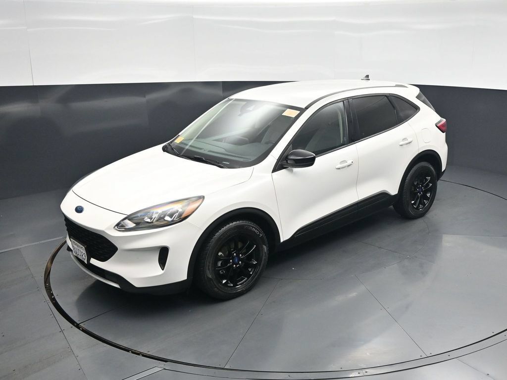 Used 2020 Ford Escape SE Sport FWD image 37