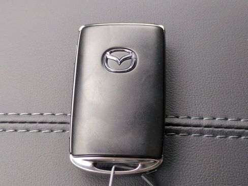 New 2026 MAZDA CX-30 AWD 2.5 S w/ Select Sport Pkg image 28