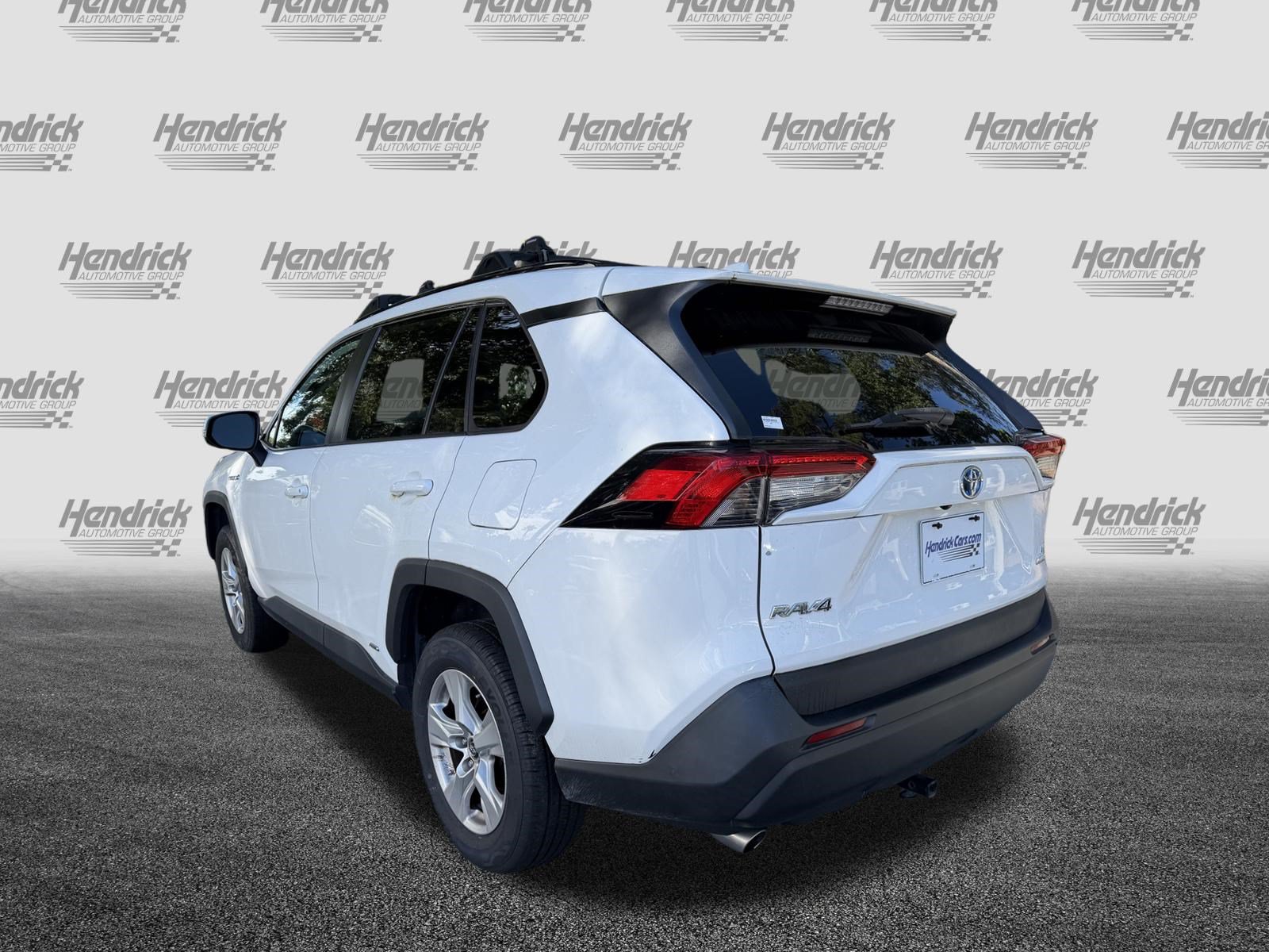 Used 2019 Toyota RAV4 LE AWD/4WD image 7