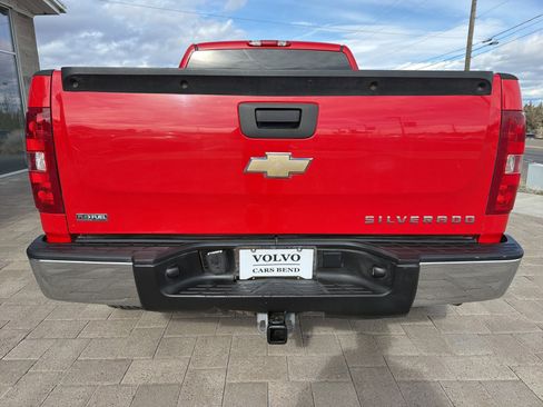 Used 2008 Chevrolet Silverado 1500 W/T w/ Skid Plate Package image 3