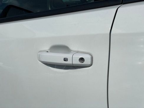 Used 2022 Chevrolet Silverado 1500 RST w/ Convenience Package II image 26