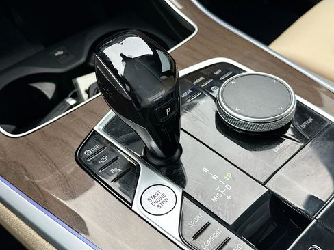 Used 2021 BMW X5 sDrive40i w/ Convenience Package image 30