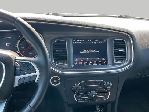 Used 2018 Dodge Charger SXT Plus w/ Beats Audio Group RWD image 7