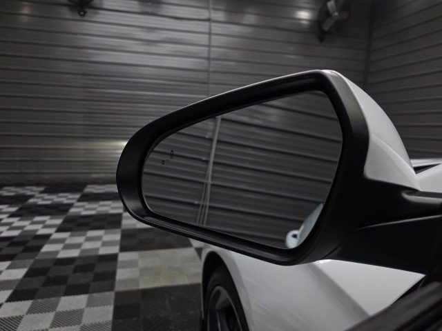 Used 2020 Hyundai Veloster Turbo FWD image 35