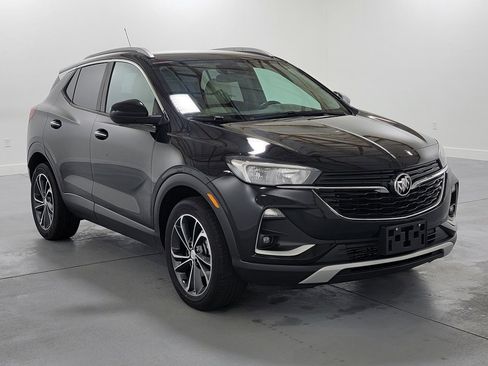 Used 2021 Buick Encore GX Select image 2