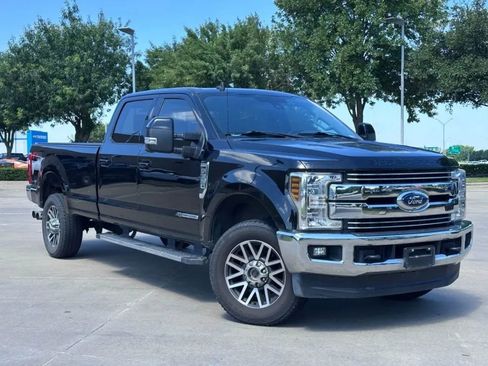 Used 2019 Ford F350 Lariat w/ Lariat Ultimate Package AWD/4WD image 3