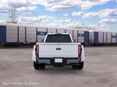 New 2026 Ford F350 4x4 Crew Cab DRW Super Duty image 5