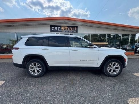 Used 2023 Jeep Grand Cherokee L Limited w/ Luxury Tech Group II AWD/4WD image 8