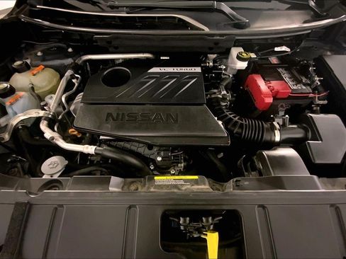 Used 2025 Nissan Rogue SV AWD/4WD image 10