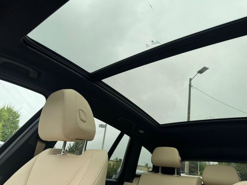 Used 2019 BMW X3 sDrive30i w/ Driving Assistance Package RWD image 19