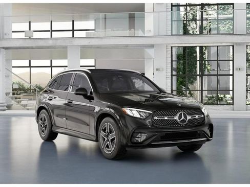 New 2025 Mercedes-Benz GLC 300 image 10