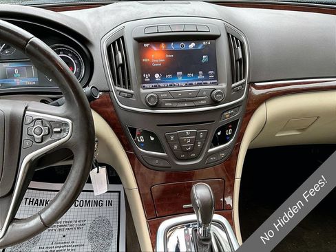 Used 2017 Buick Regal Sport Touring FWD image 5