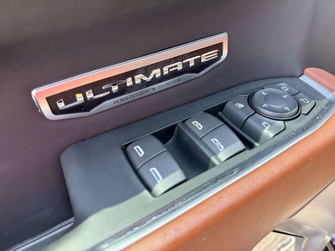 Used 2023 GMC Sierra 1500 Denali Ultimate AWD/4WD image 13