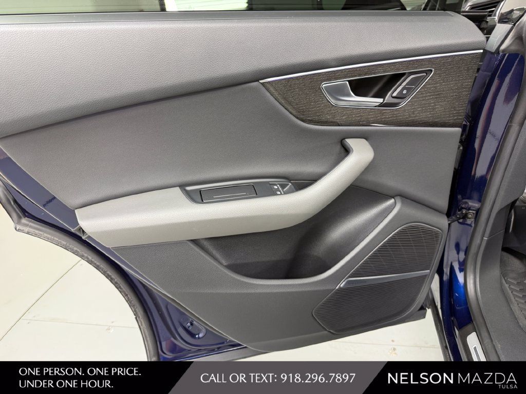 Used 2019 Audi Q8 Prestige AWD/4WD image 40
