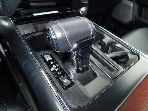 Used 2023 Ford F150 Lariat image 42