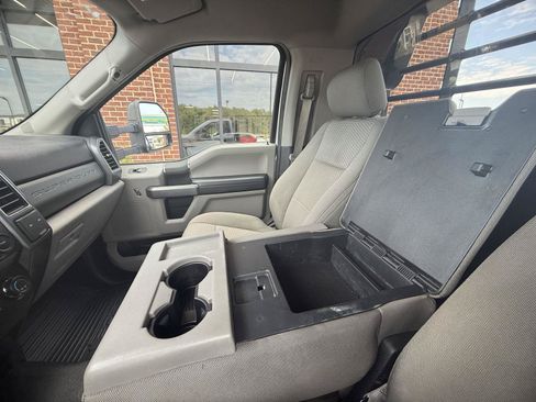 Used 2019 Ford F450 XLT AWD/4WD image 23