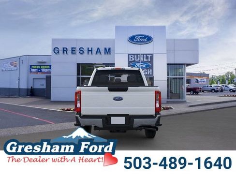 New 2026 Ford F250 XL w/ XL Chrome Package image 5