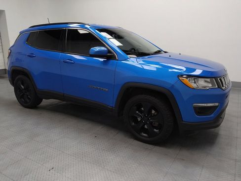 Used 2017 Jeep Compass Latitude w/ Popular Equipment Group image 11