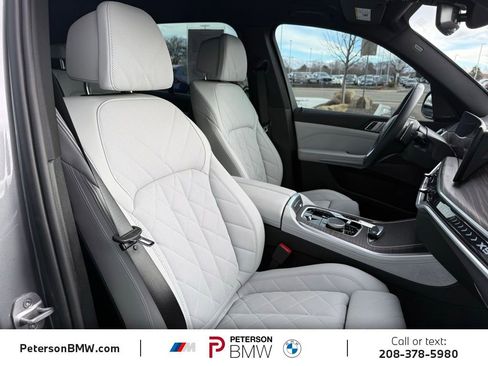 Used 2024 BMW X5 xDrive50e w/ Premium Package image 16