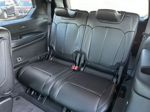 New 2025 Jeep Grand Cherokee L Limited w/ Trailer Tow Package image 19