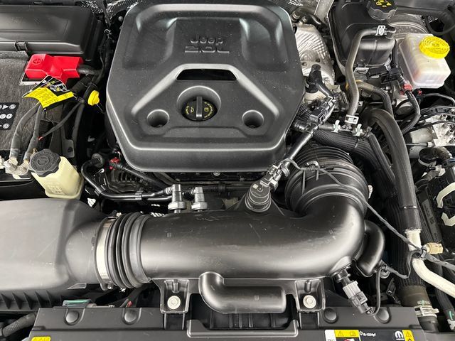 Used 2025 Jeep Wrangler Unlimited Rubicon AWD/4WD image 47