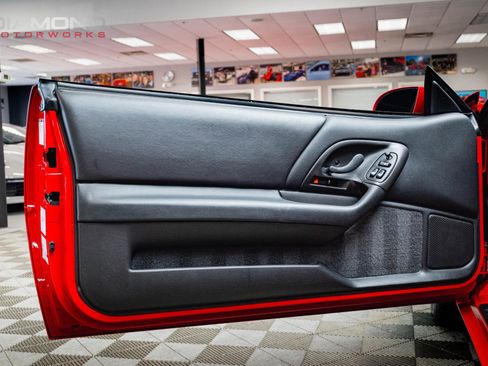 Used 2002 Chevrolet Camaro Z28 w/ SS Performance/Appearance Pkg image 14