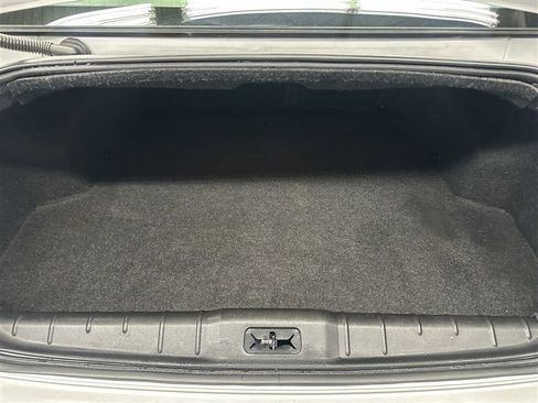 Used 2010 Chevrolet Malibu LS image 15