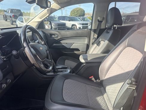 Used 2016 Chevrolet Colorado Z71 image 15