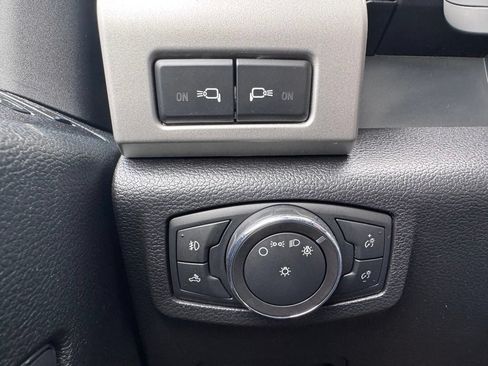 Used 2018 Ford F250 Lariat w/ Lariat Ultimate Package AWD/4WD image 38